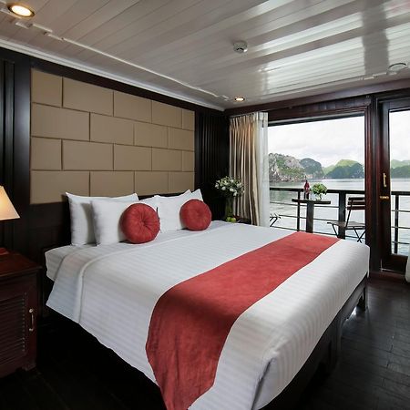 Halong Majestic Legend Cruise Hotel Hạ Long-öböl Kültér fotó