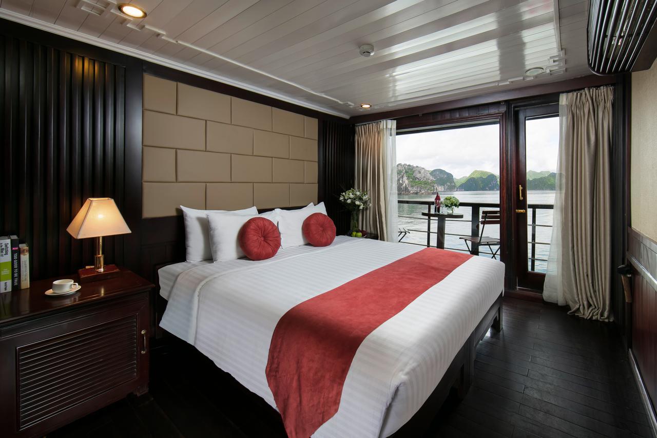 Halong Majestic Legend Cruise Hotel Hạ Long-öböl Kültér fotó