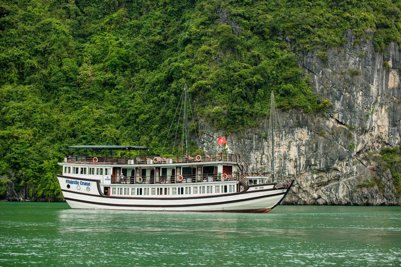 Halong Majestic Legend Cruise Hotel Hạ Long-öböl Kültér fotó