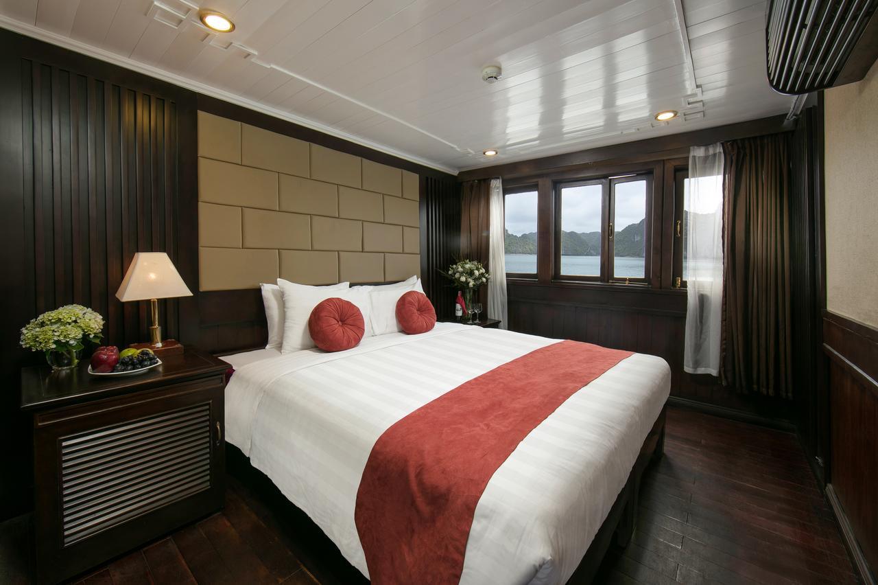 Halong Majestic Legend Cruise Hotel Hạ Long-öböl Kültér fotó