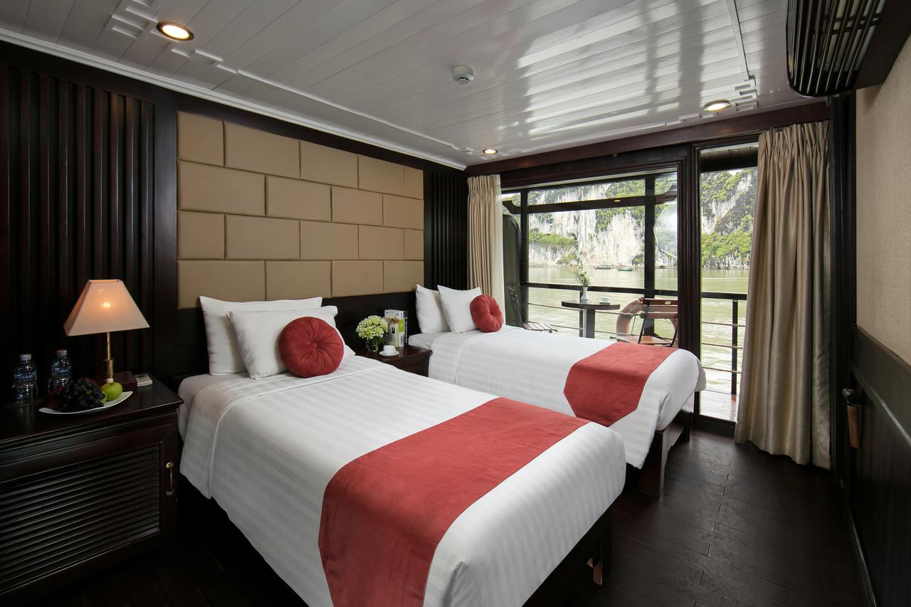 Halong Majestic Legend Cruise Hotel Hạ Long-öböl Kültér fotó