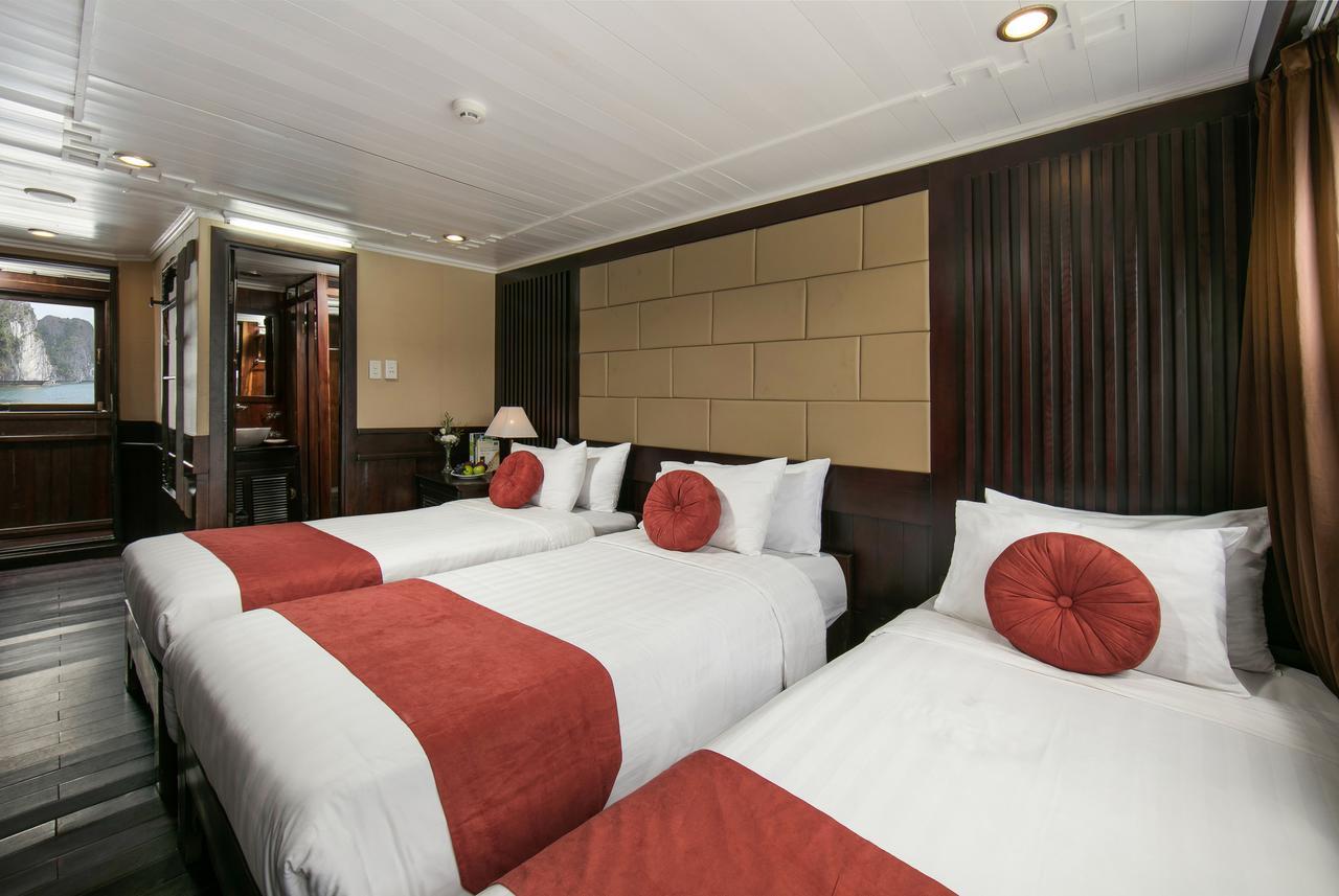 Halong Majestic Legend Cruise Hotel Hạ Long-öböl Kültér fotó