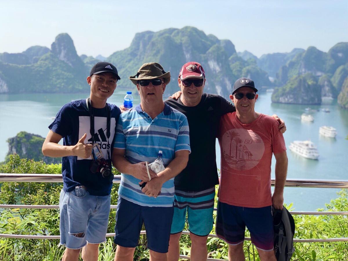 Halong Majestic Legend Cruise Hotel Hạ Long-öböl Kültér fotó